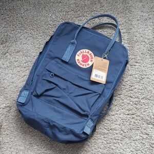 FJALLRAVEN Kånken Blue Backpack